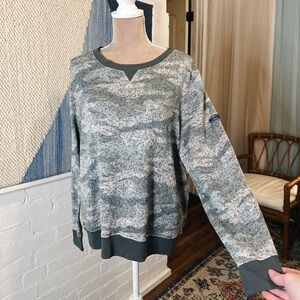 L.L. Bean Women's Green Camouflage Crewneck Sweater